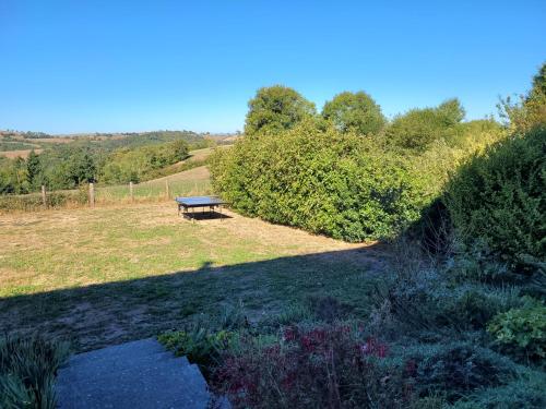 La Vieille Grange avec piscine et jardin