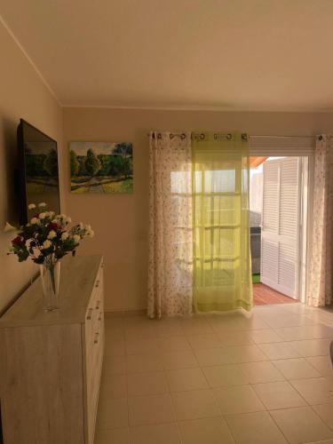 Apartamento en Costa Adeje - Tap to explore photos