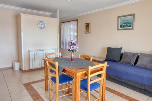 Apartment Brodarica 4194d - image 7