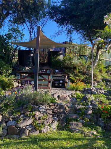 Omarama Oasis - Permaculture Glamping