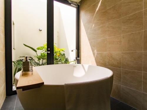 villa LIFE INDAH sumuide