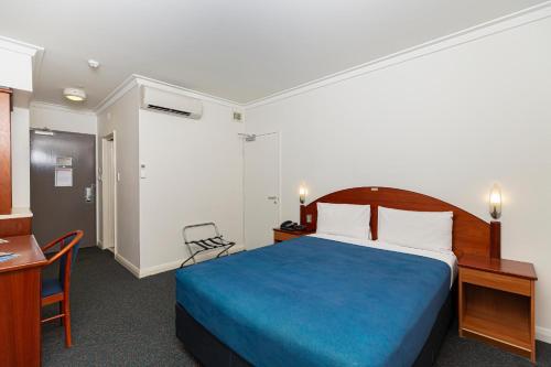 Budget Queen Room room in Great Southern Hotel Perth