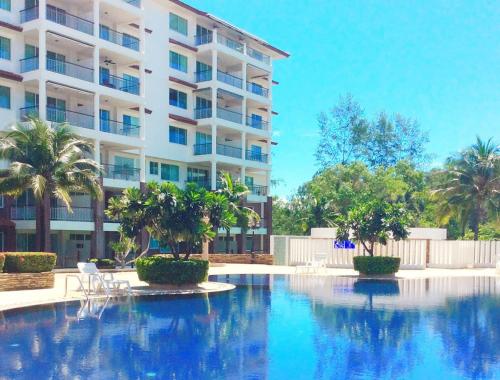 Seaview Condo Mae Phim B64