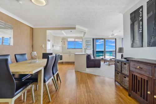 Beach Palms Holiday Apartments in Palm Beach