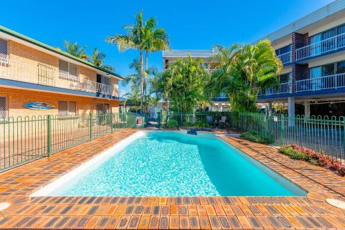 Red Star Palm Beach