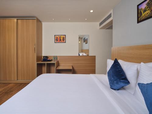 Essentia Premier Hotel Chennai OMR - Tap to explore photos