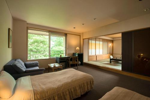 Family Room with Tatami Area-Guest Wing - Non-Smoking