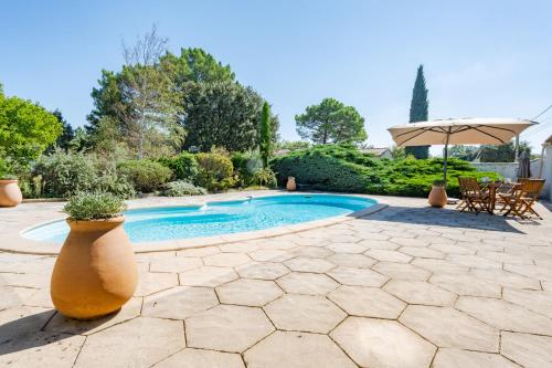 Zwembad, La Piscine in Suze La Rousse