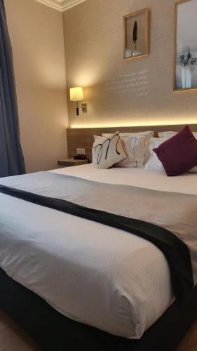 Magda Champs Elysées - image 10