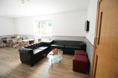 Flexistay Aparthotel Sutton - image 9