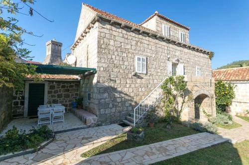 Rural villa Forest with private pool near Dubrovnik in Popovići