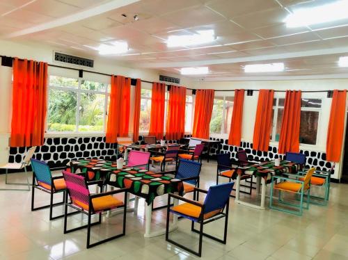 บริการและสิ่งอำนวยความสะดวก, Isange Paradise Resort in รูเฮนเกรี