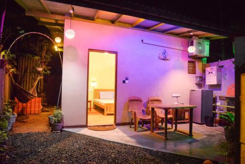 Double Room with Garden View image 6