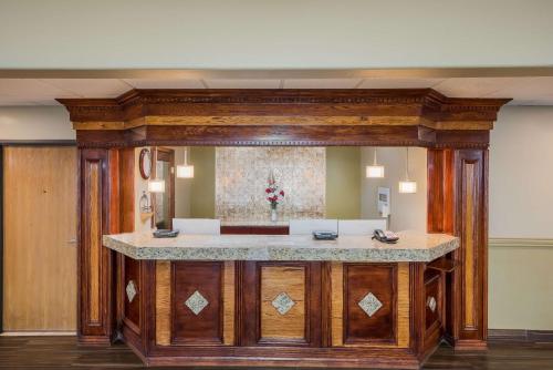 Best Western Richfield Inn - image 11
