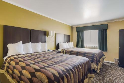 Best Western Richfield Inn - image 2