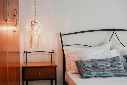 1 queen bed