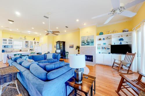 Ricky MOS Island Oasis in Dauphin Island, USA