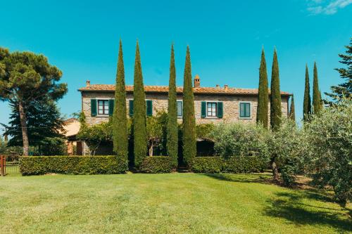 3 bedrooms, 5 beds