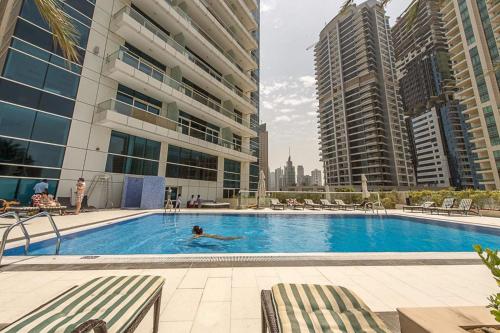 BR Luxe 1 BDR Apartment w/ Balcony & Sea Views - image 11