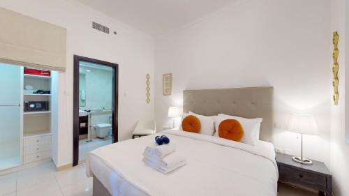 BR Luxe 1 BDR Apartment w/ Balcony & Sea Views - image 2