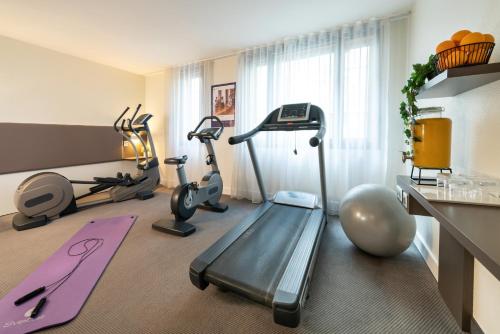 Novotel Suites Paris CDG Airport Villepinte