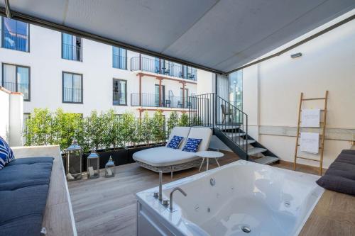 尼普頓酒店 (Hotel Neptuno) in 卡萊利亞