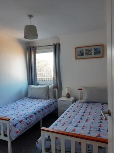 The Getaway - Modern 2 Bedroom Brixham Bungalow with sea peeps, Brixham (fotografie 5)