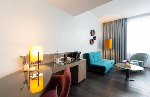 Leonardo Royal Hotel Berlin Alexanderplatz - image 2