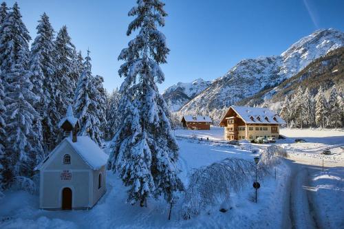 Natura Boutique Chalet Wellness SPA - image 7