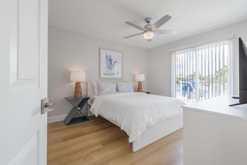 Updated Waterfront Condo in Apollo Beach, Hillsborough