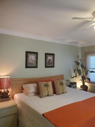Shared Home in Inglewood, USA