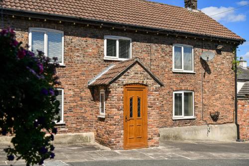 Dovecote Farm House