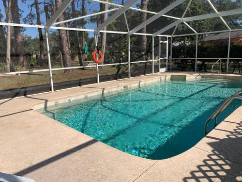 Úszómedence, Nature Coast Inn & Cottages in Inglis (FL)
