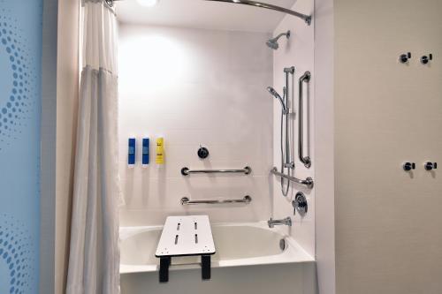 Tru By Hilton Beckley Wv - image 8