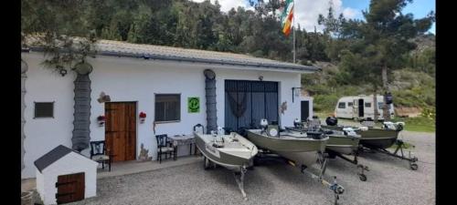 R U Ready Fishing, River Ebro - Hotel - Mequinenza