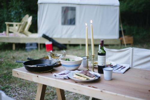 Tentrr - Camp Coal Tree - main image