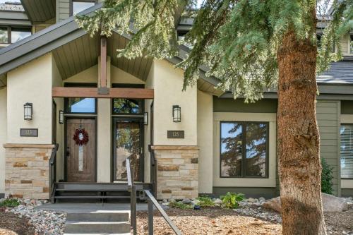 125 Ridgepoint Townhomes Townhouse - image 7