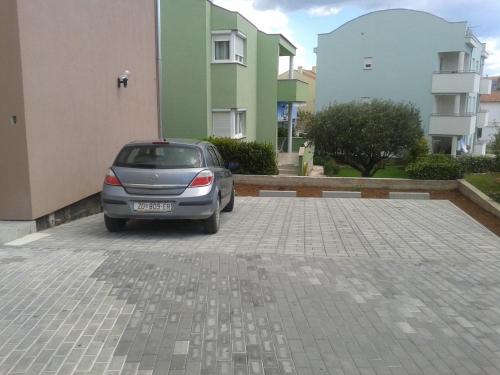 4 bedroom apartment with 3 bathrooms and private parking - Apartments Orange - image 3