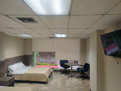 OCEANIk SUITES & HOTEL