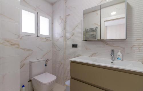 Four-Bedroom Apartment image 10