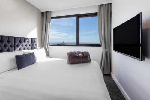 Meriton Suites Kent Street, Sydney