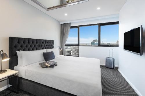 Meriton Suites Kent Street, Sydney