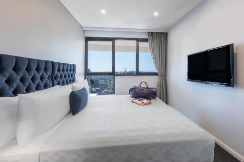 Meriton Suites Kent Street, Sydney