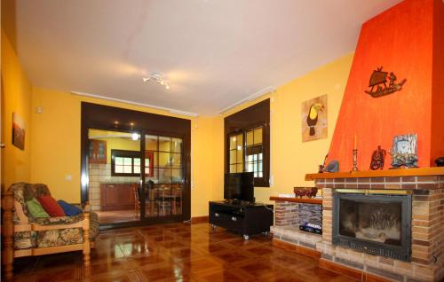  Amazing home in Sils with 4 Bedrooms, Outdoor swimming pool and WiFi in Sils
