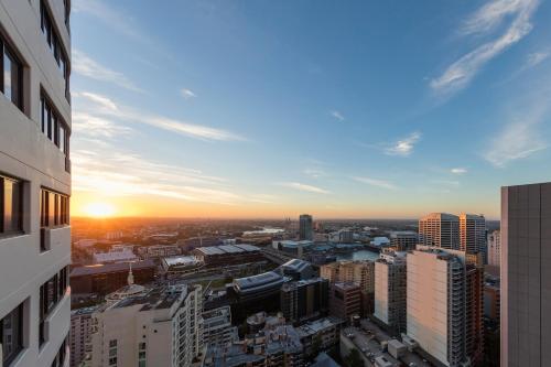 Meriton Suites Kent Street, Sydney