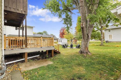 Pet-friendly 4 BD Historic Charmer at Marion Uptown in Marion, USA
