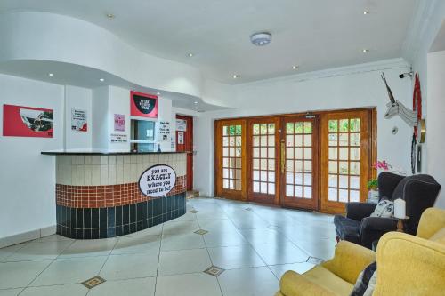 Entrada, Inn & Out Bramley in Johannesburg