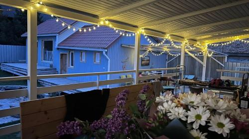 HYGGE HOME уютный коттедж с террасой и баней для проживания нескольких семей (HYGGE HOME уютныи коттедж с террасои и банеи для проживания нескольких семеи) in Beskajnara