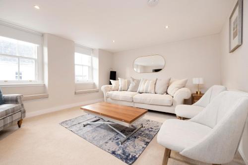 ALTIDO Stylish flat near Perth Museum - Apartment - Perth