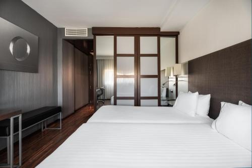 Exe Zizur Pamplona - Hotel - Zizur Mayor